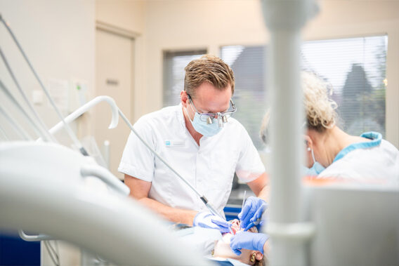 Dental Clinics - DentalClinics_Rolde_Foto9_web